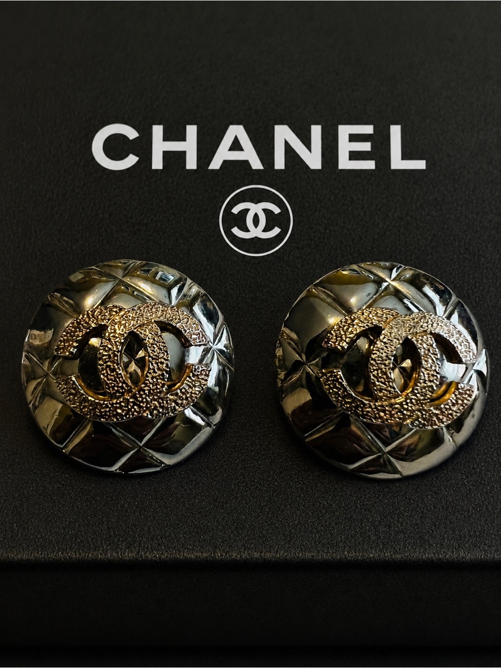 Vintage Chanel Two-tone
Quilted Button Clip-On Earrings 1970’s Rare